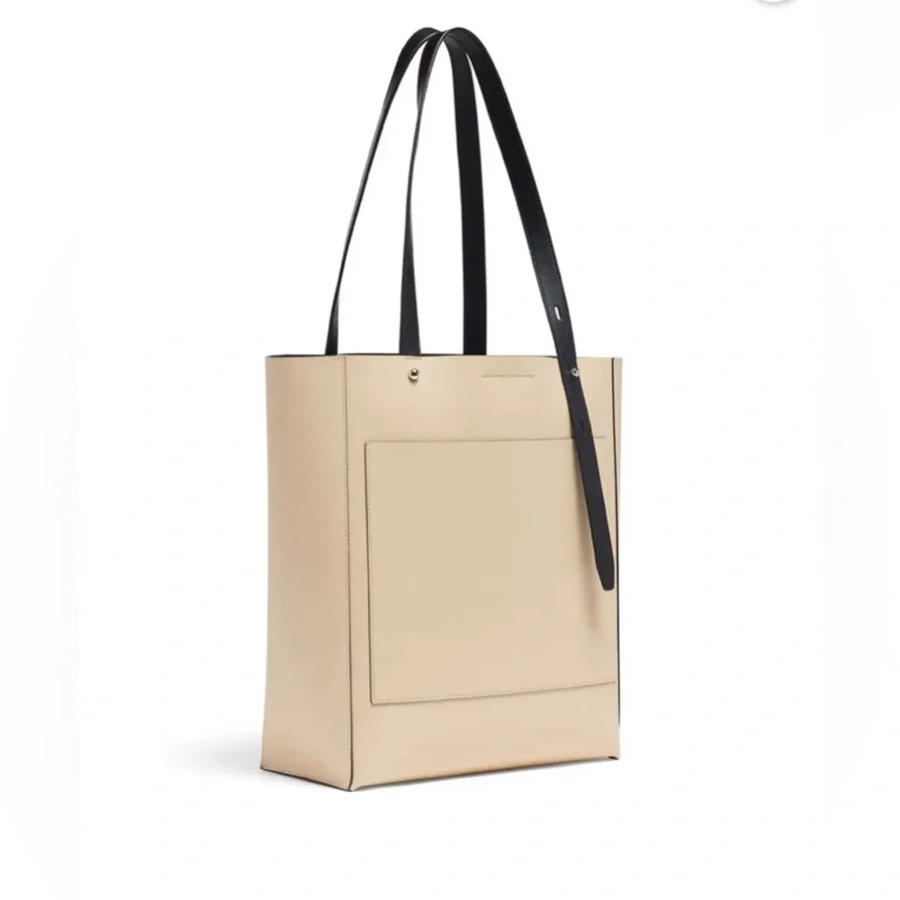 NWT $198 Rebecca Minkoff Stella Leather Cream and Black Tote!